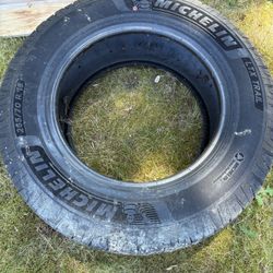 Michelin 265/70 R 18 