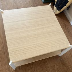 IKEA JÄTTESTA Coffee Table – Like New