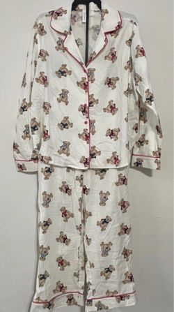 Women’s Pajama set 2 pieces bottom shirt and pants size M (8-10)   (AO)