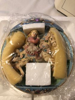 1994 The Bradford Exchange Carousel Daydreams Musical Plate "Swept Away"