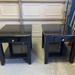 Nightstands/end tables 