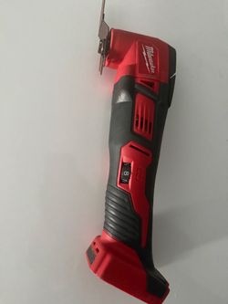 Milwaukee M18 Cordless Oscillating Multi-Tool