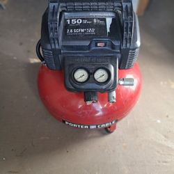 Porter N Cable 150 Psi 2.6   6 Gallon Panicake Air Compressod