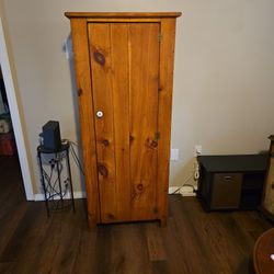 Hand-made Rustic Solid Oak Wardrobe 