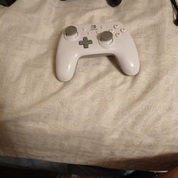 Nintendo Switch Controller White (Not Wireless 
