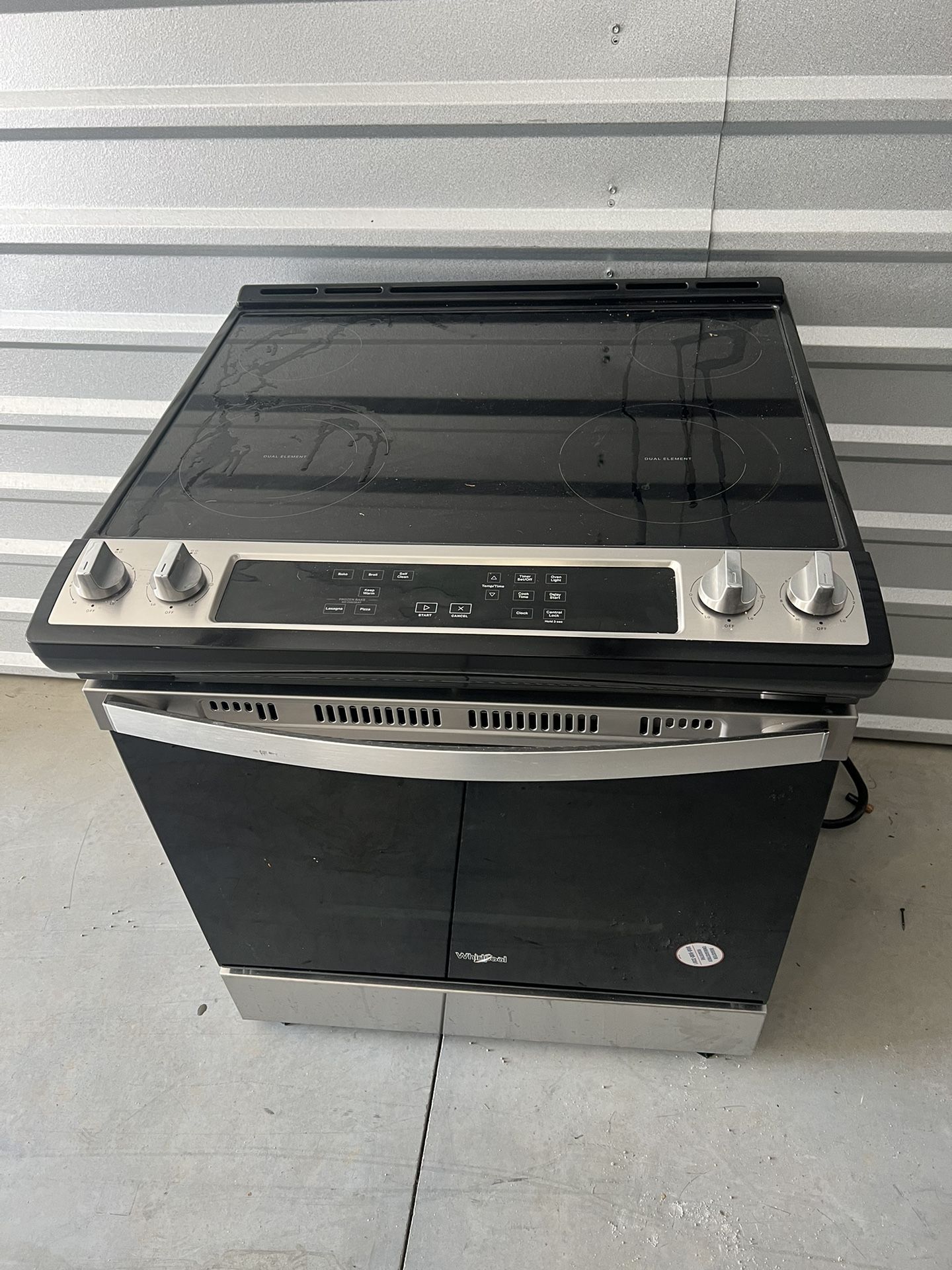 Whirlpool electric Range