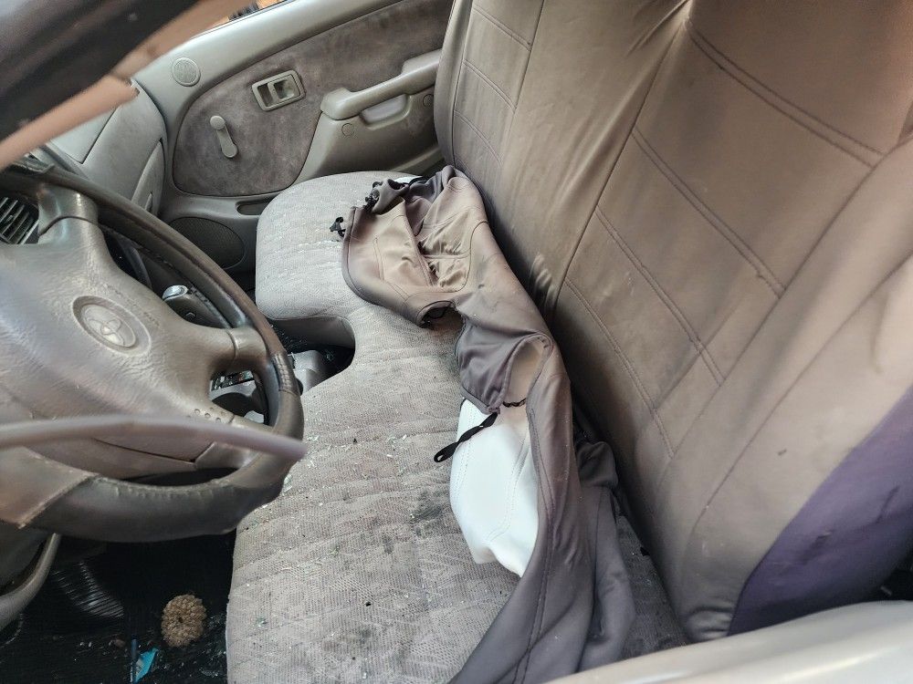 Parts For Tacoma  2001 Motor 2.4  142 000 Miles