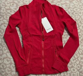 Lululemon ❤️ Red jacket $45 **READ DESCRIPTION**