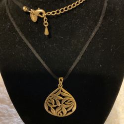 Necklace With Gold Pendant (lia Sophia)