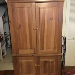 Pine wood tv armoire