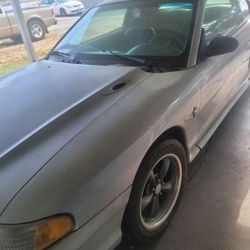 1998 Ford Mustang