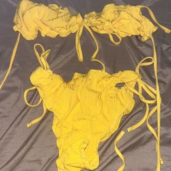 Size Small Yellow Ruffled Two Piece SHEIN Bikini