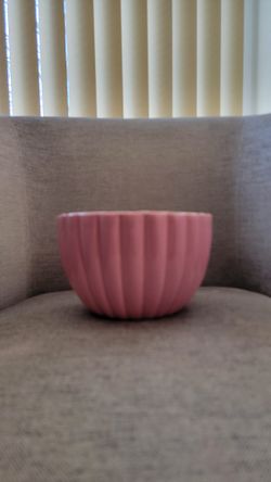 Vintage Fluted Pink Haeger Pottery Plant Pot