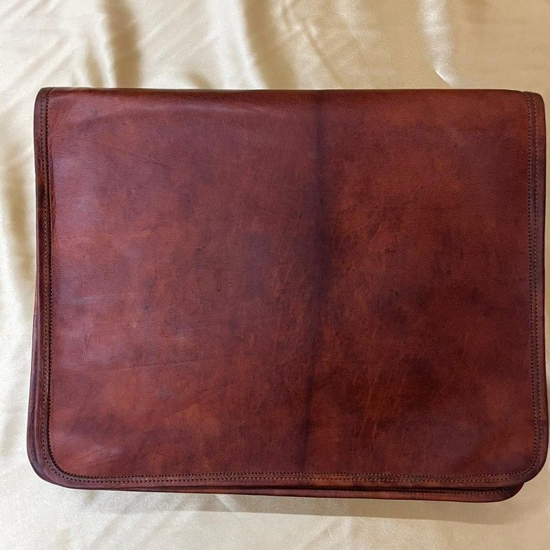 NWT Aaron Leather Messenger Bag
