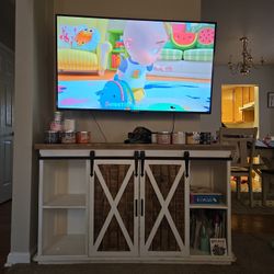 Farmhouse Media Console 