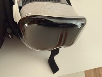 Apple Vision Pro Reality Headset (500GB)