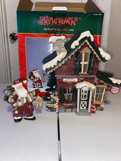 Kurt Adler Snowtown Lighted House With Santa Claus