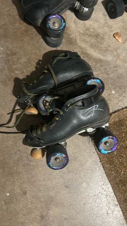 Black Quad Roller Skates Riedell boot, rival plate size w7.5