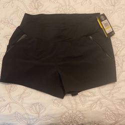 Medium Under Armour Shorts 