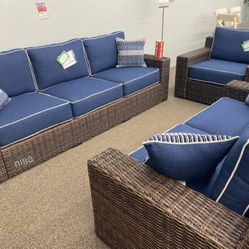 Grasson Lane Contemporary Outdoor Seating Set
2-Piece ( Sofa & Loveseat )