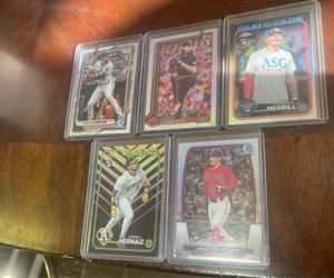 40 baseball cards all in top loaders