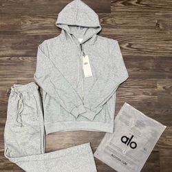 Alo yoga grey set