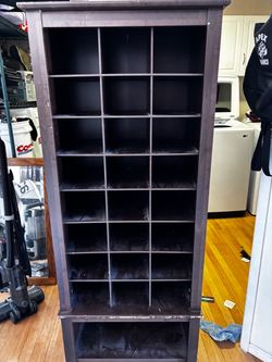 Wooden shoe rack good condition