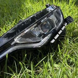 OEM Chevrolet Camaro SS 2019+ Headlights - mint