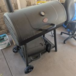 Char Griller Smoker Grill plus Side Fire Box