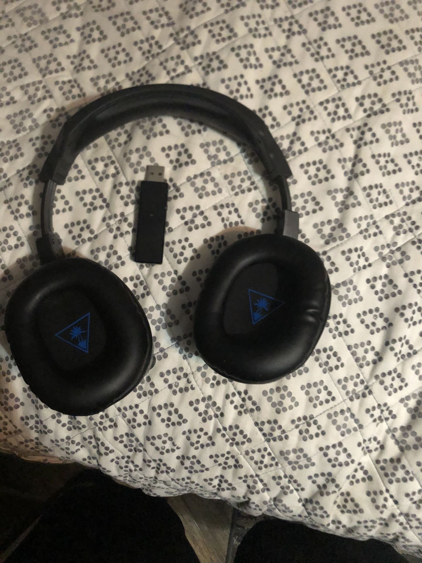 Turtle beach stealth 700 headset PS4