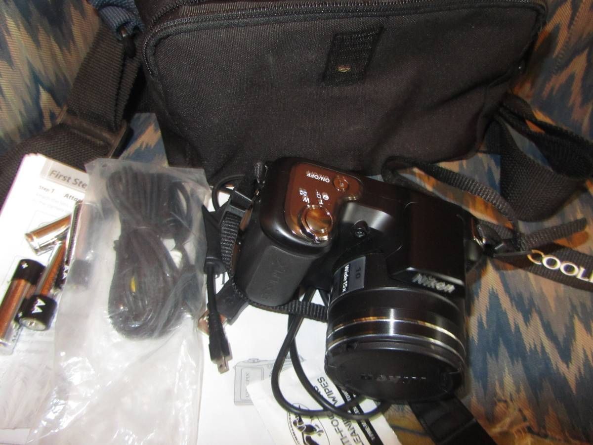 Nikon COOLPIX L100 10.0MP Digital Camera – Black