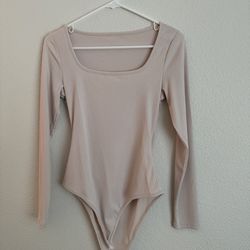 Square neck bodysuit (size med)