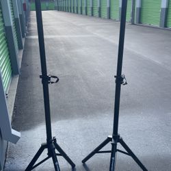 Pair Of Two Proreck Tripods