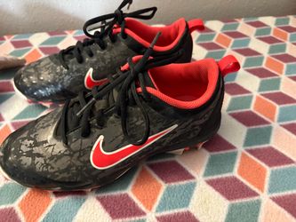 Size 4y cleats