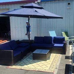 8-Piece Wicker Outdoor Patio Furniture Set with Storage Table, Blue( in box)