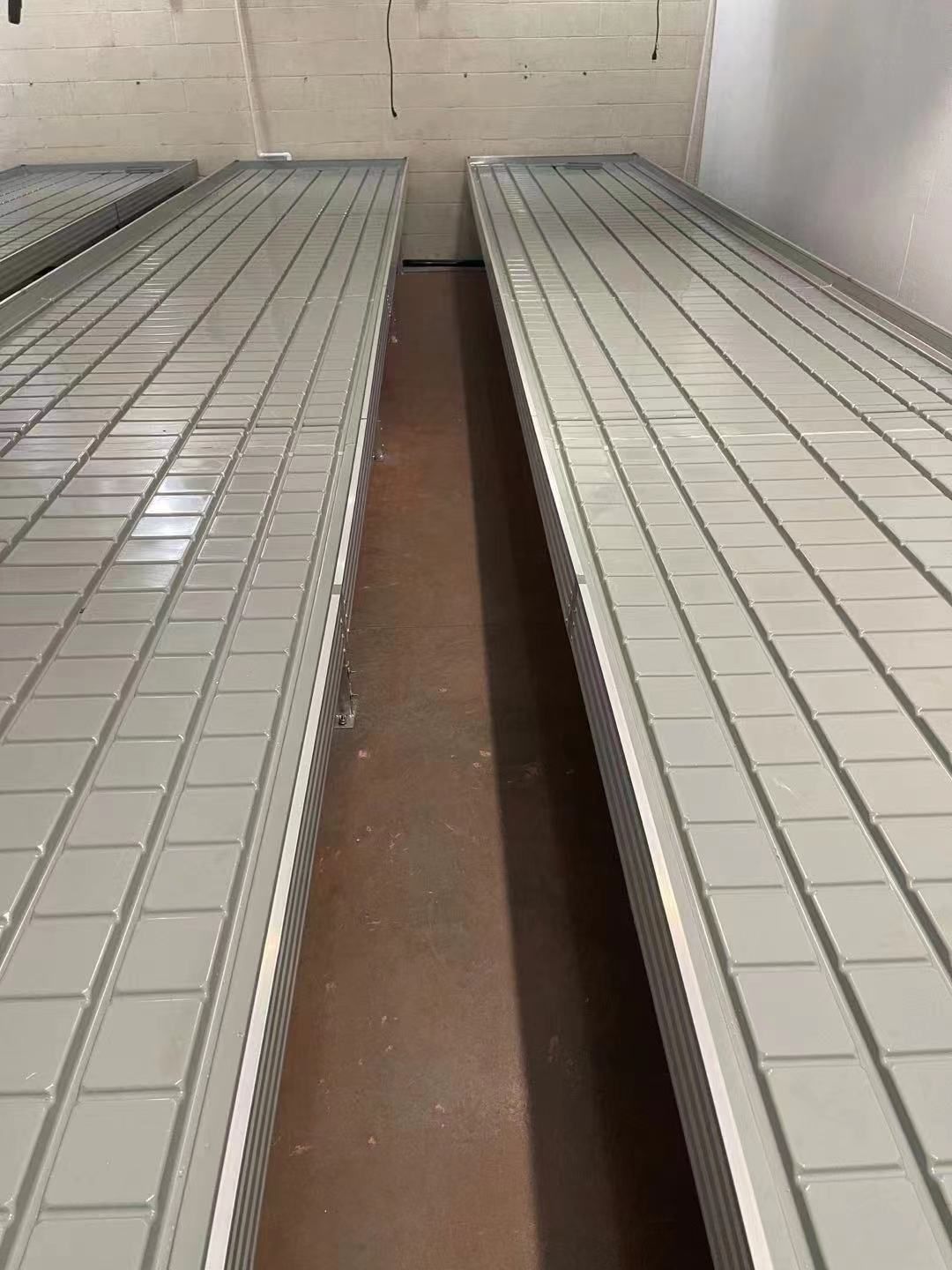 Customized Rolling Bench