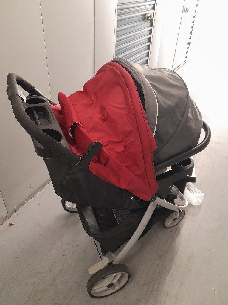 Baby Stroller Set 50.00. Has A Small Tear But In Good Condition 