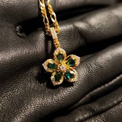 Brand New Spinning Moissanite Flower Pendant 