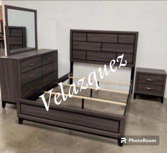 ✅️✅️ 4 Pc Akerson Queen Bedroom Set  (Mattress not included)✅️