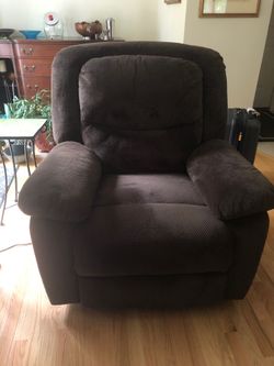 WICKED COMFY PLUSH RECLINER - LIKE NEW!