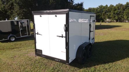Enclosed Cargo Trailer with Double Rear Doors 6 X 12 Ta White / Blackout Package