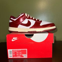 Nike Women Dunk Vintage Team Red   Size 10W (8.5 men)