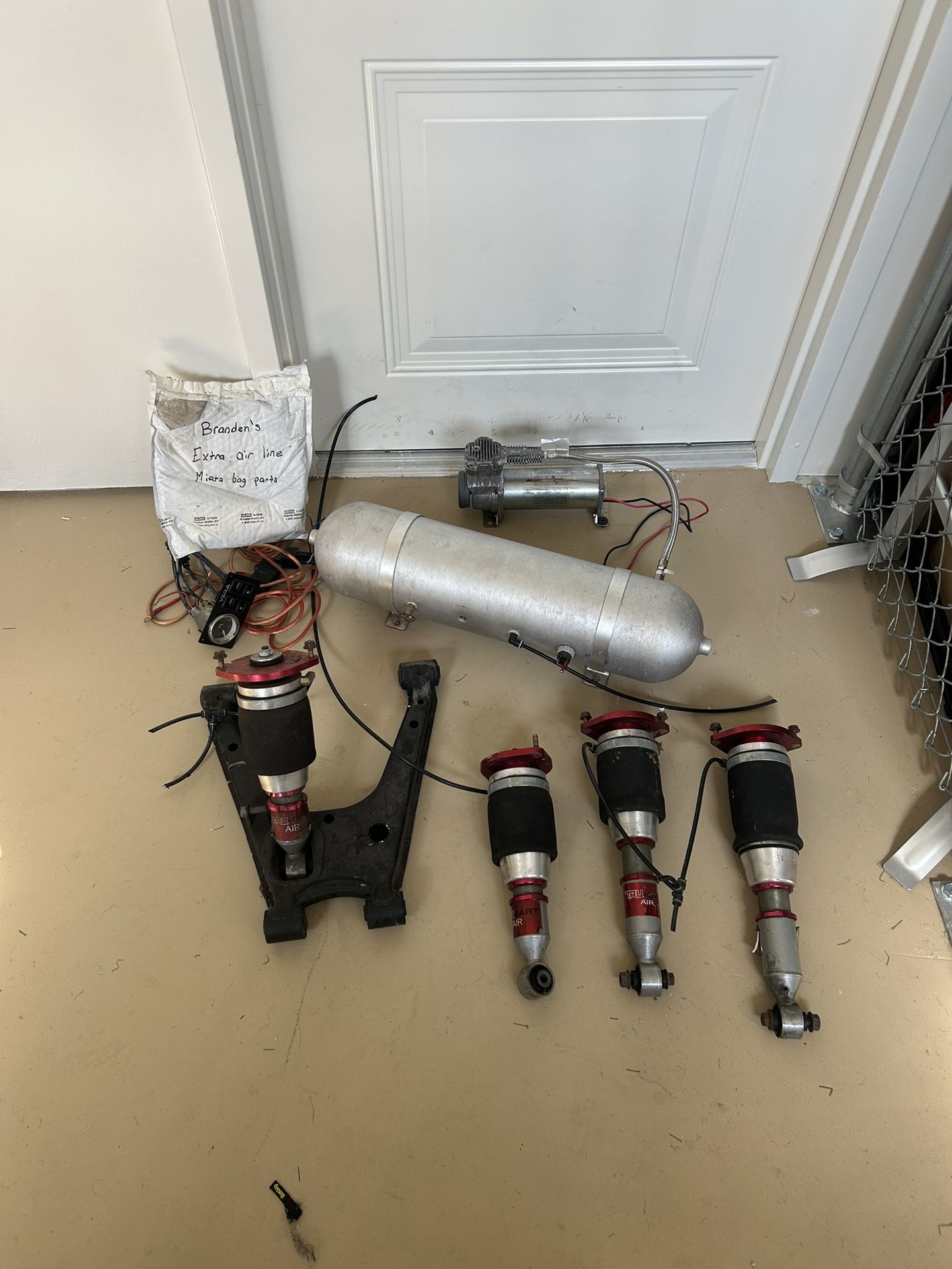 Na Miata airlift suspension