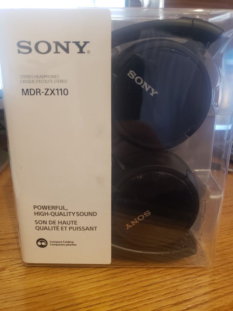 Sony MDX-ZX100 headphones
