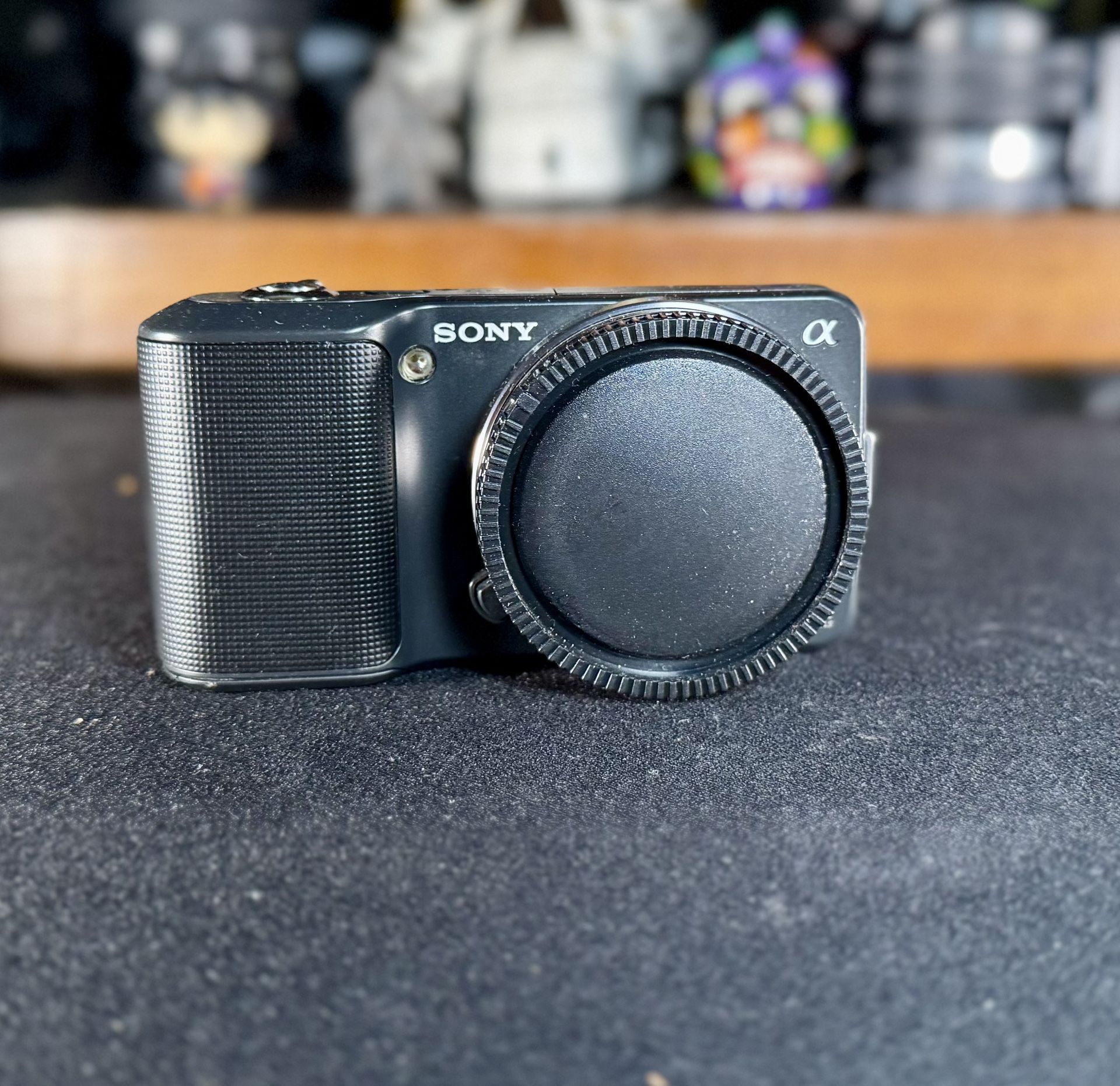 Sony NEX 3 Interchangeable Lens Camera