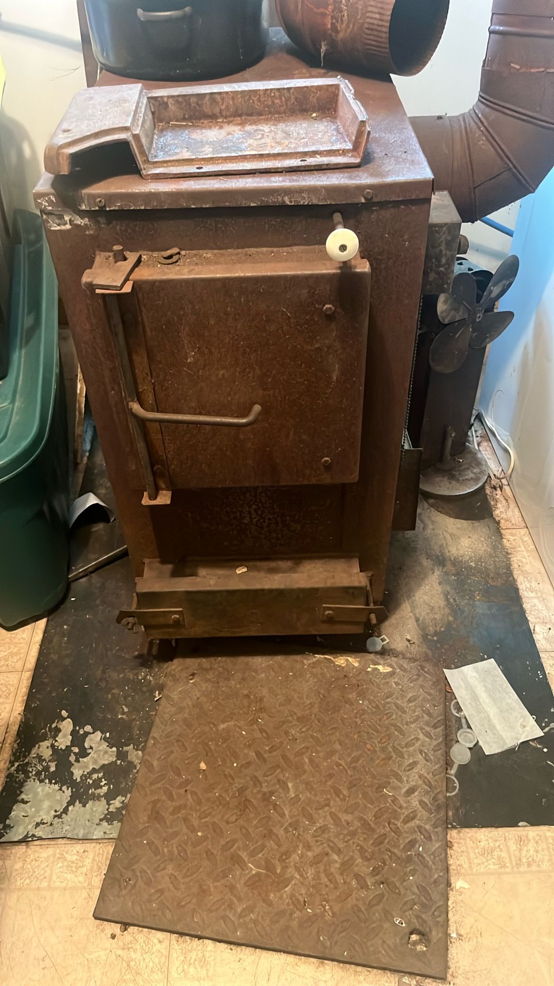 Sturdy Wood Stove 