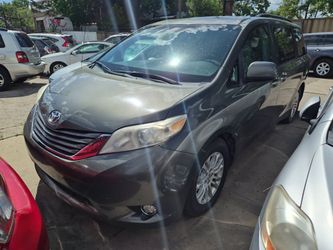2011 Toyota Sienna