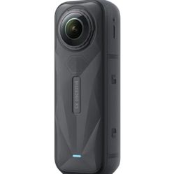 Insta 360 x5
