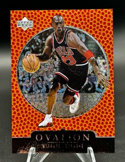 Michael Jordan 1998-99 Upper Deck Ovation #7 Chicago Bulls (EX)