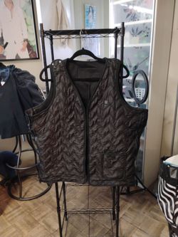 Heated vest